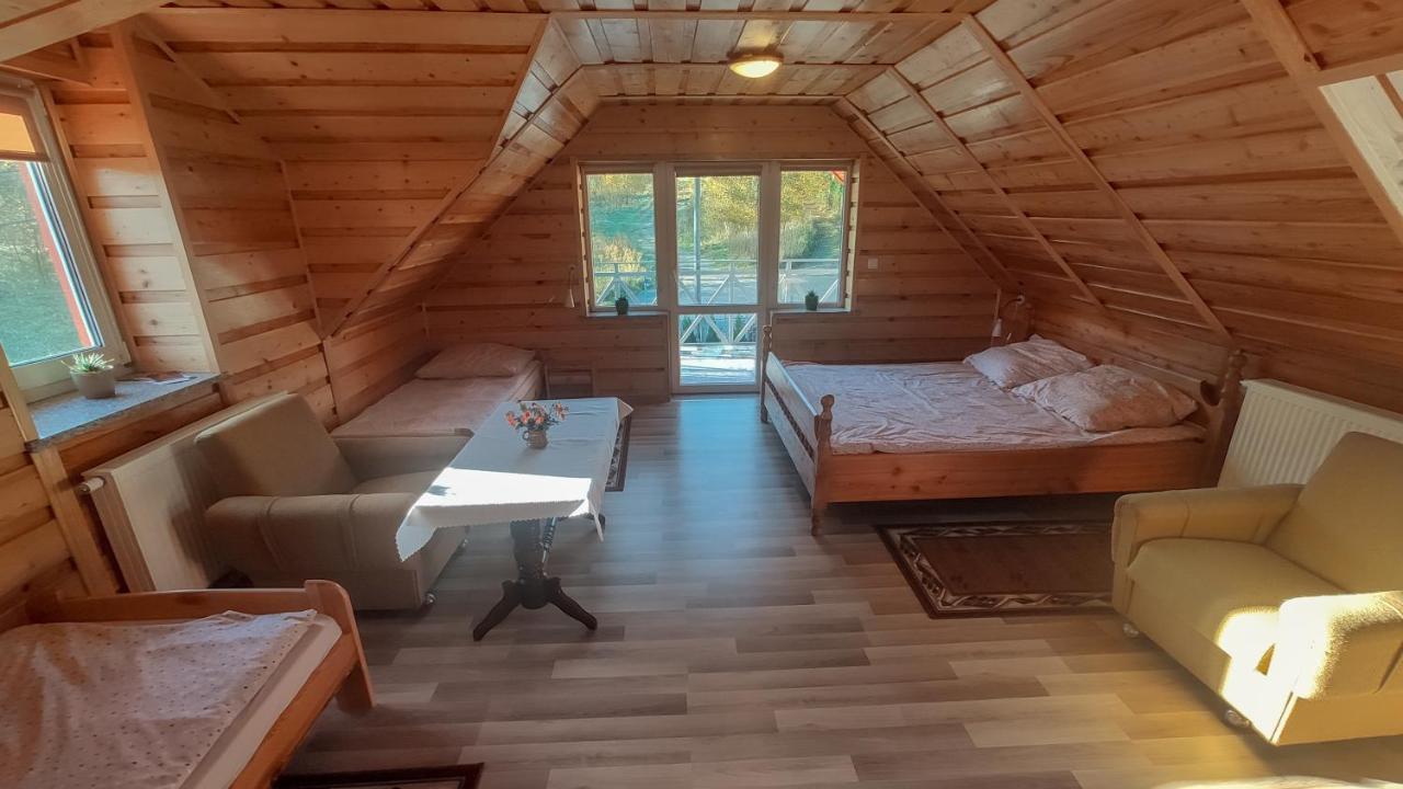 Hotel Koniczynka à Ściegny Extérieur photo